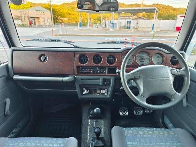 1997 Suzuki Jimny JDM car for sale — photo 9 of 20