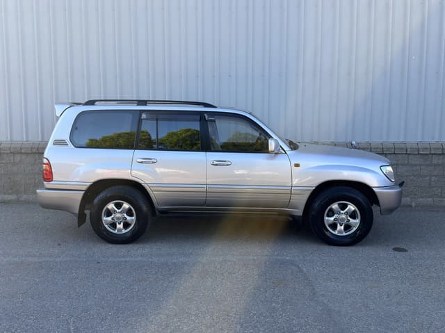2000 Toyota Land Cruiser JDM car for sale — photo 6 of 18