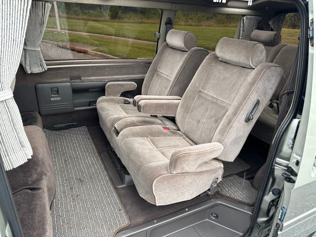 1998 Toyota HiAce JDM car for sale — photo 13 of 20