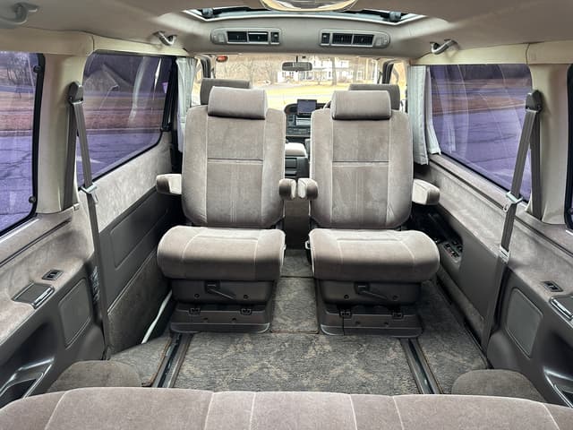 1999 Toyota HiAce JDM car for sale — photo 18 of 20