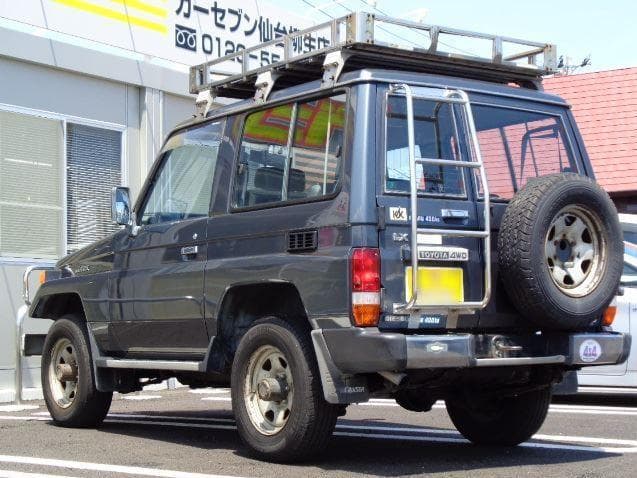 1991 Toyota Land Cruiser JDM car for sale — photo 4 of 25