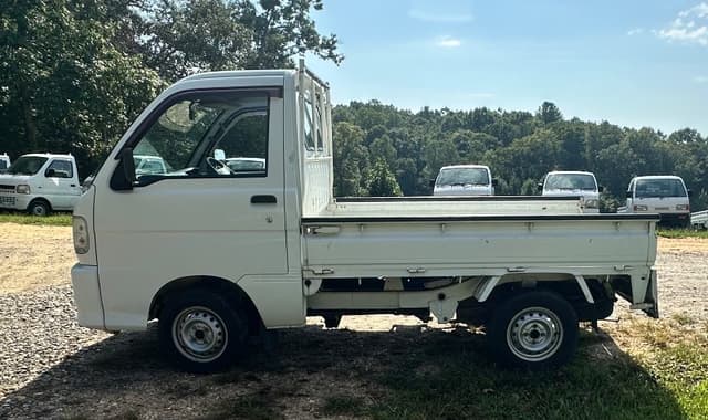 2000 Daihatsu Hijet JDM car for sale — photo 9 of 17