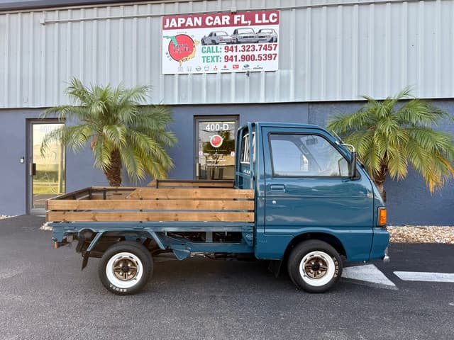 1991 Daihatsu Hijet JDM car for sale — photo 12 of 16