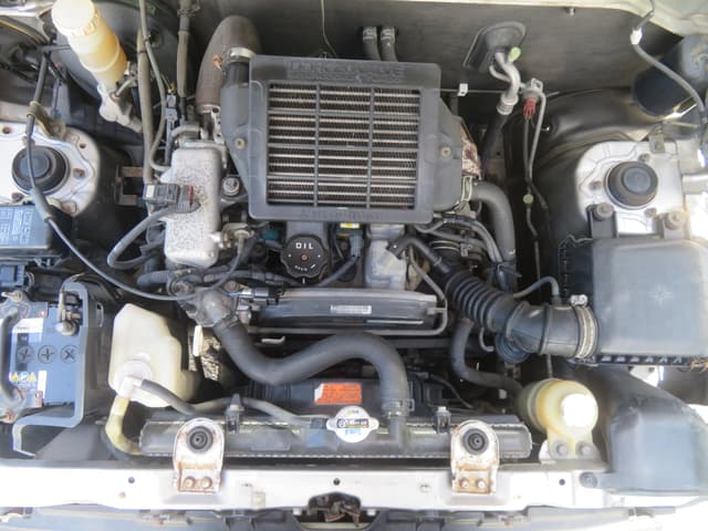 2000 Mitsubishi Pajero Mini JDM car for sale — photo 18 of 21