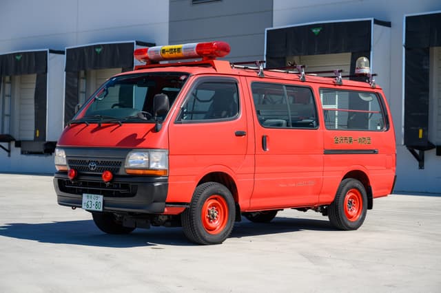 1999 Toyota HiAce JDM car for sale — photo 7 of 23