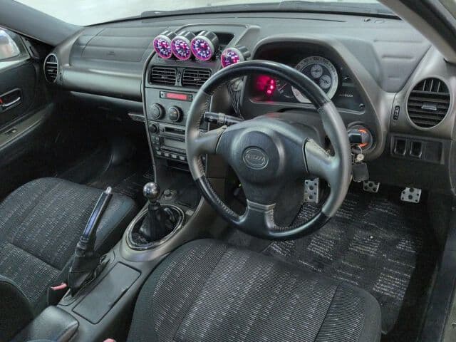 1998 Toyota Altezza JDM car for sale — photo 6 of 6