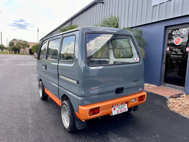 1993 Mitsubishi Bravo Minivan JDM car for sale — photo 6 of 20