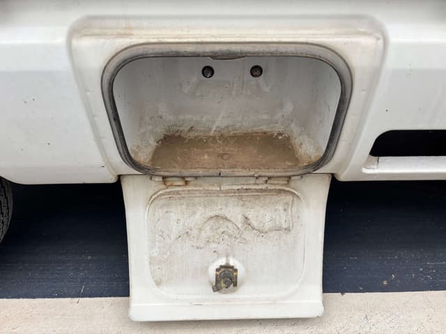 2000 Mitsubishi Minicab JDM car for sale — photo 18 of 25
