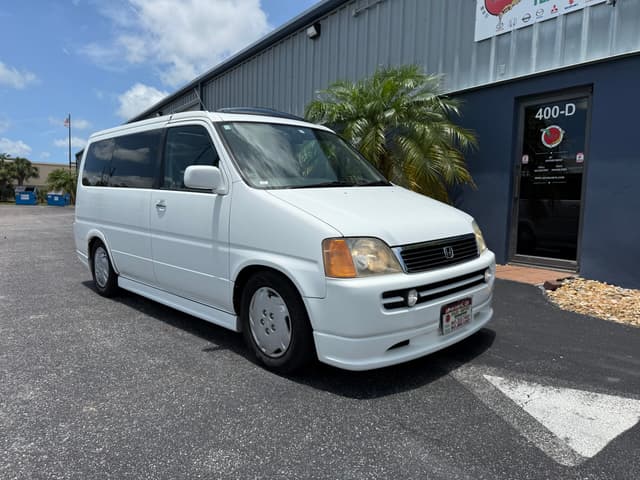 1999 Honda Stepwagon JDM car for sale — photo 11 of 19