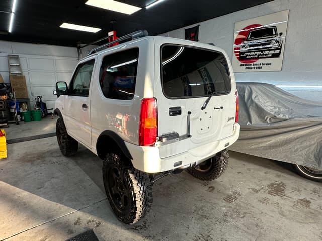 1999 Suzuki Jimny JDM car for sale — photo 11 of 25