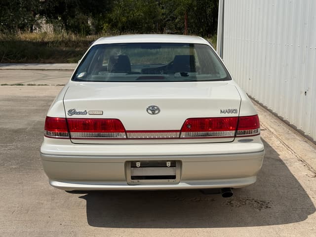 1998 Toyota Mark II JDM car for sale — photo 8 of 21