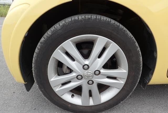 2010 Toyota JDM car for sale — photo 9 of 25