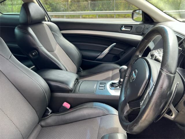 2008 Nissan Skyline JDM car for sale — photo 13 of 15