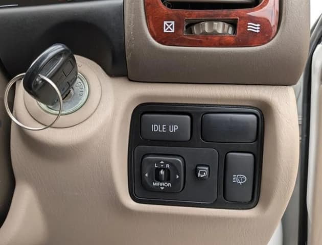 2001 Toyota Land Cruiser JDM car for sale — photo 14 of 18