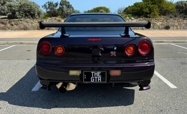 1999 Nissan Skyline JDM car for sale — photo 3 of 10