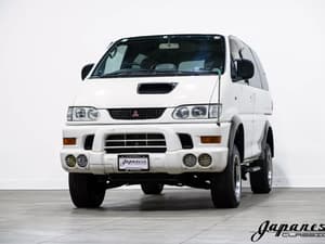 1999 Mitsubishi Delica JDM car for sale