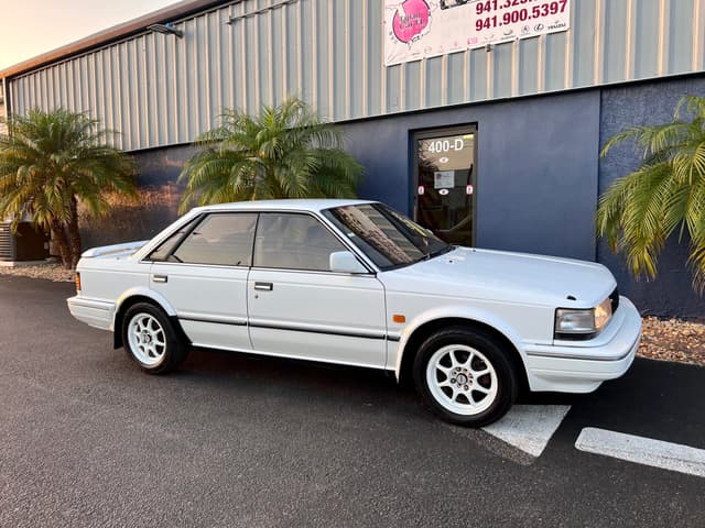 1987 Nissan Bluebird JDM car for sale — photo 19 of 25