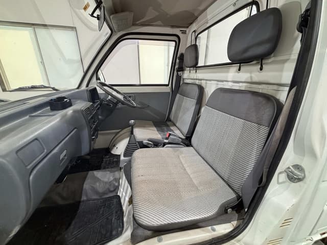 1993 Daihatsu Hijet JDM car for sale — photo 9 of 23