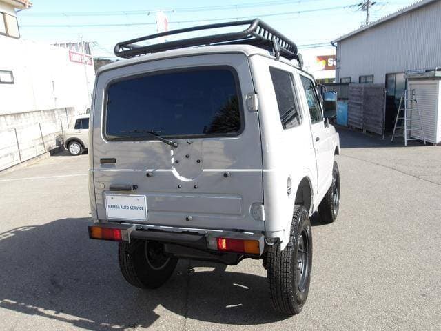 1998 Suzuki Jimny JDM car for sale — photo 9 of 20