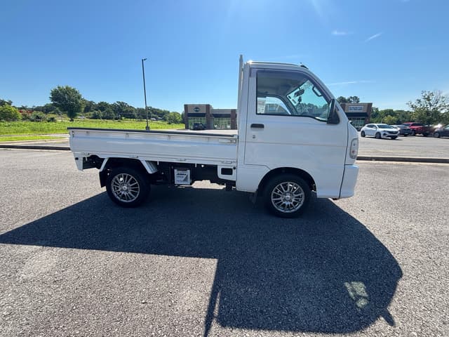 2001 Daihatsu Hijet JDM car for sale — photo 3 of 7