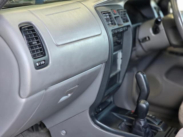 2001 Toyota Hilux Surf JDM car for sale — photo 3 of 25