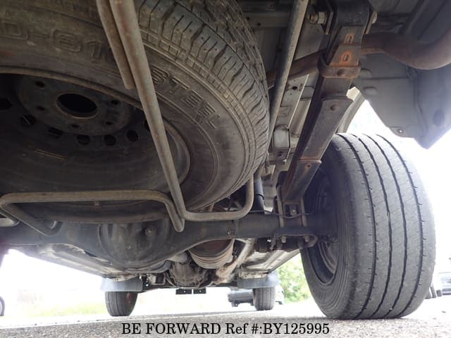 2002 Toyota HiAce JDM car for sale — photo 16 of 25