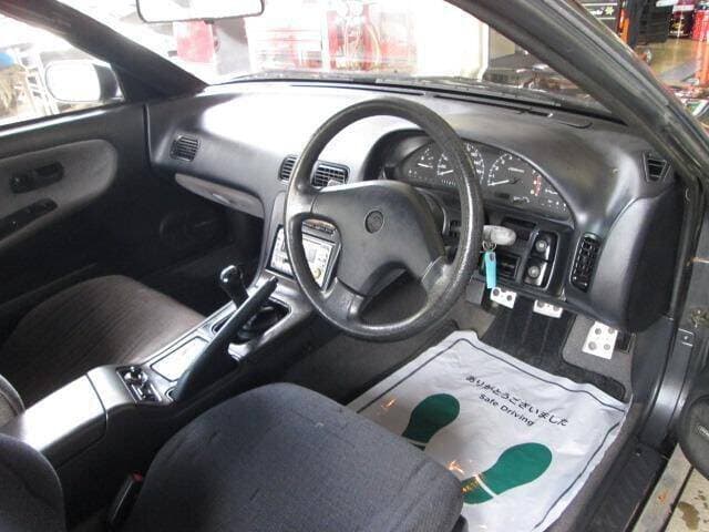 1992 Nissan Silvia JDM car for sale — photo 3 of 12