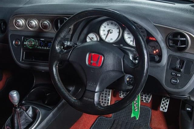 2005 Honda Integra JDM car for sale — photo 14 of 18