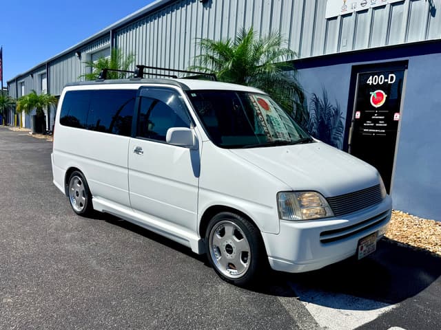 2000 Honda Stepwagon JDM car for sale — photo 12 of 25