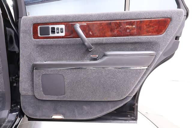 1997 Toyota Century JDM car for sale — photo 24 of 25