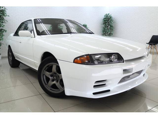 1989 Nissan Skyline JDM car for sale — photo 2 of 16