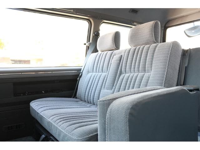 1992 Mitsubishi Delica JDM car for sale — photo 21 of 25