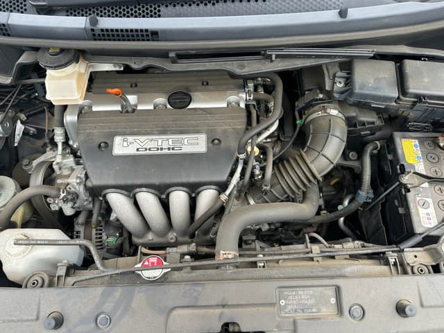 2009 Honda Stepwagon JDM car for sale — photo 6 of 7
