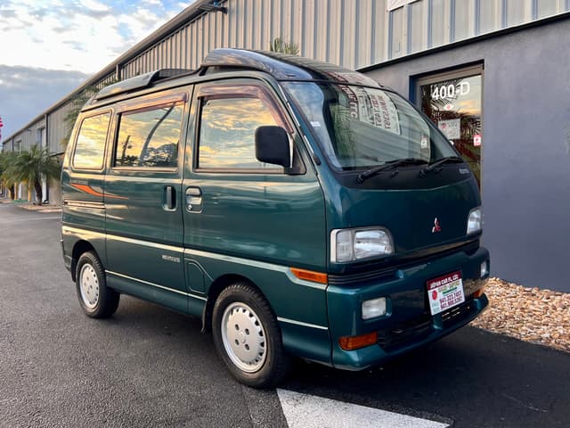 1995 Mitsubishi Bravo Minivan JDM car for sale — photo 13 of 25