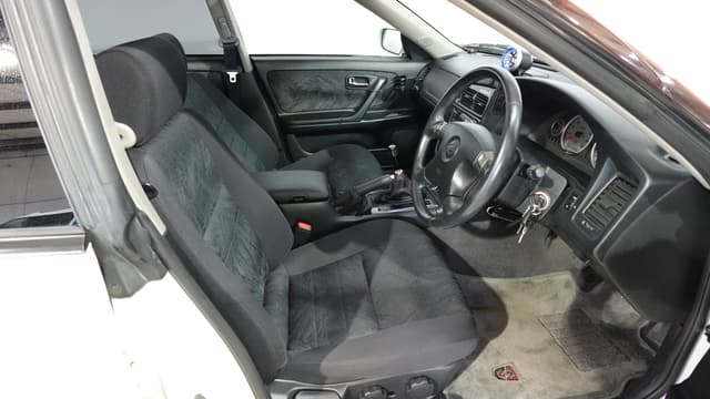 1999 Nissan Stagea JDM car for sale — photo 13 of 19