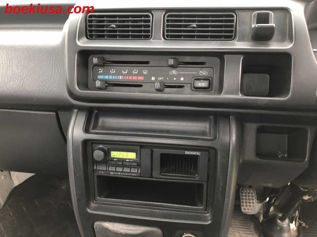 1999 Daihatsu Hijet JDM car for sale — photo 17 of 22