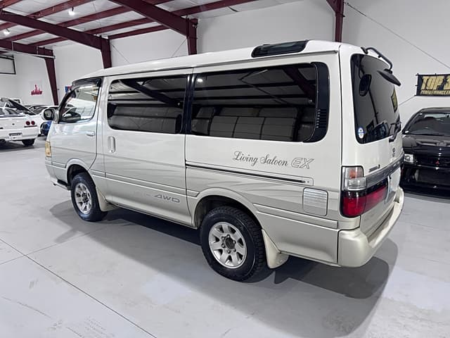 1999 Toyota HiAce JDM car for sale — photo 3 of 25