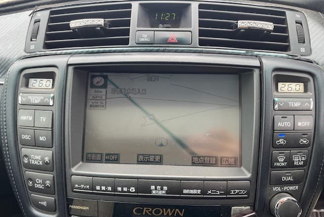 2005 Toyota Crown JDM car for sale — photo 17 of 25