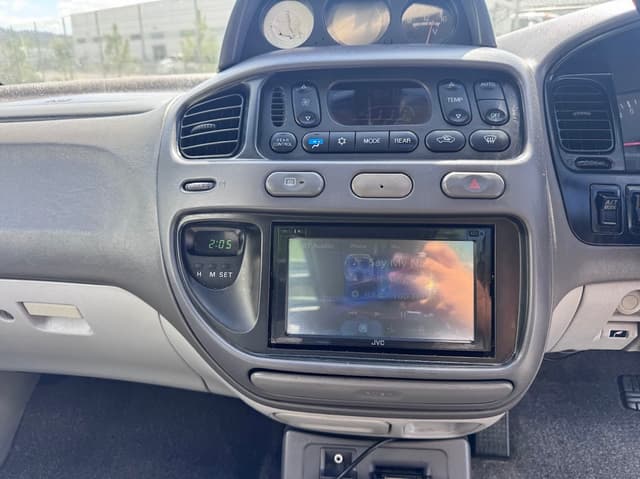 1997 Mitsubishi Delica JDM car for sale — photo 12 of 23