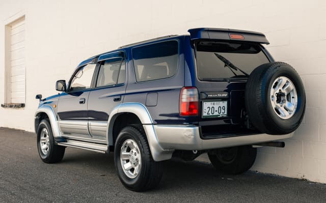 1996 Toyota Hilux Surf JDM car for sale — photo 9 of 14