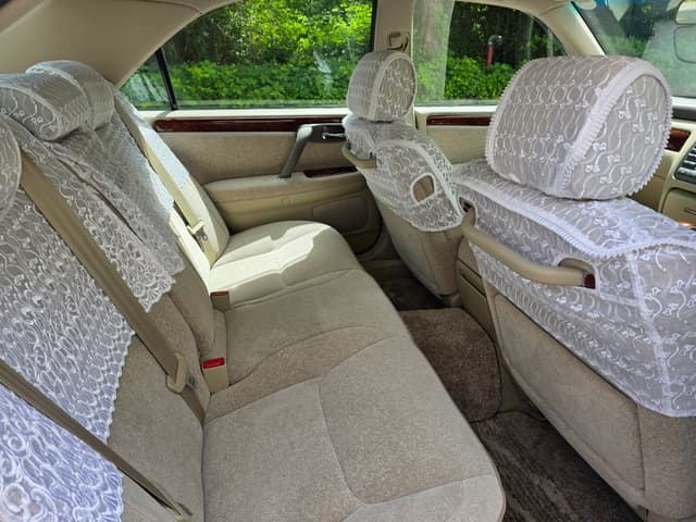 2001 Toyota Crown JDM car for sale — photo 12 of 13