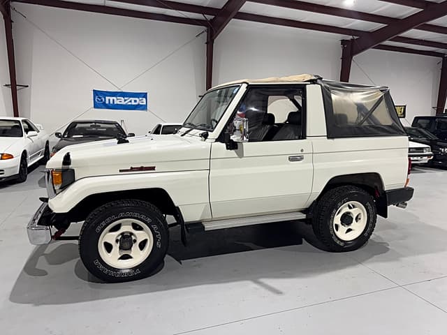1998 Toyota Land Cruiser JDM car for sale — photo 2 of 10