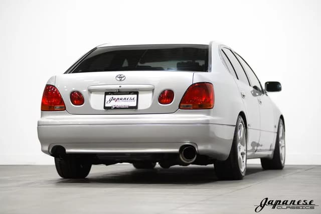 1998 Toyota Aristo JDM car for sale — photo 8 of 25
