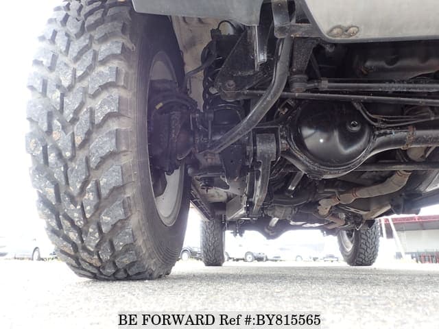 2000 Suzuki Jimny JDM car for sale — photo 13 of 25