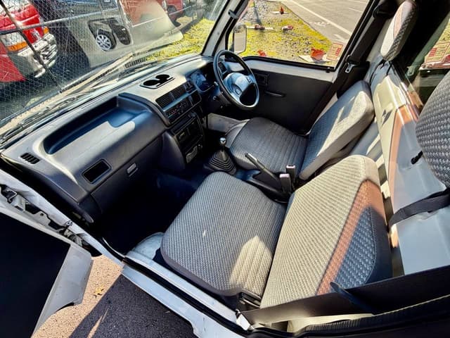 1999 Daihatsu Hijet JDM car for sale — photo 22 of 25
