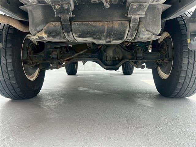 1991 Toyota Land Cruiser Prado JDM car for sale — photo 18 of 25