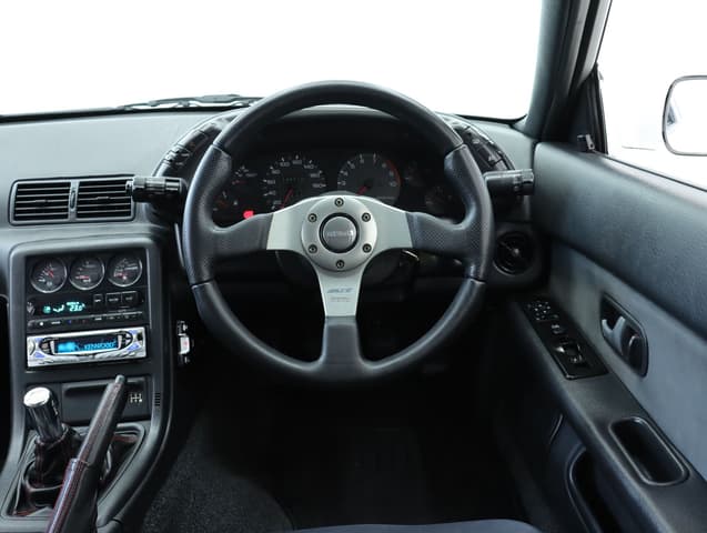 1993 Nissan Skyline JDM car for sale — photo 22 of 25