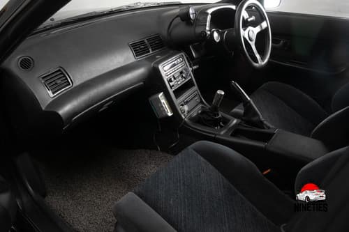 1991 Nissan Skyline JDM car for sale — photo 10 of 14