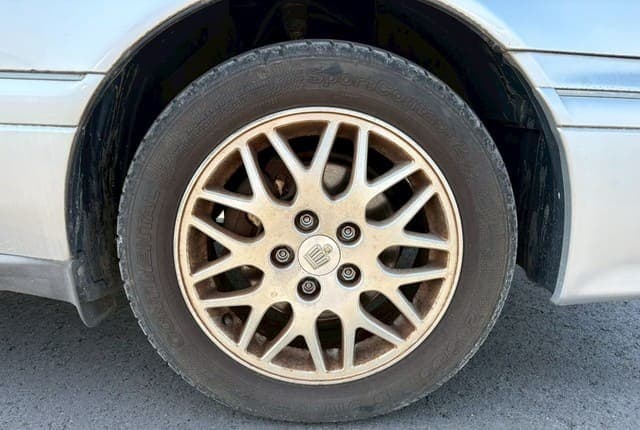 1999 Toyota Crown JDM car for sale — photo 12 of 25