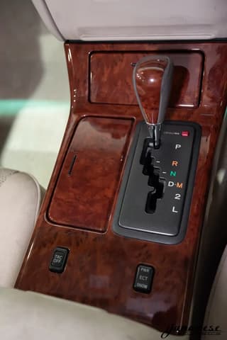 1999 Toyota Crown JDM car for sale — photo 10 of 25